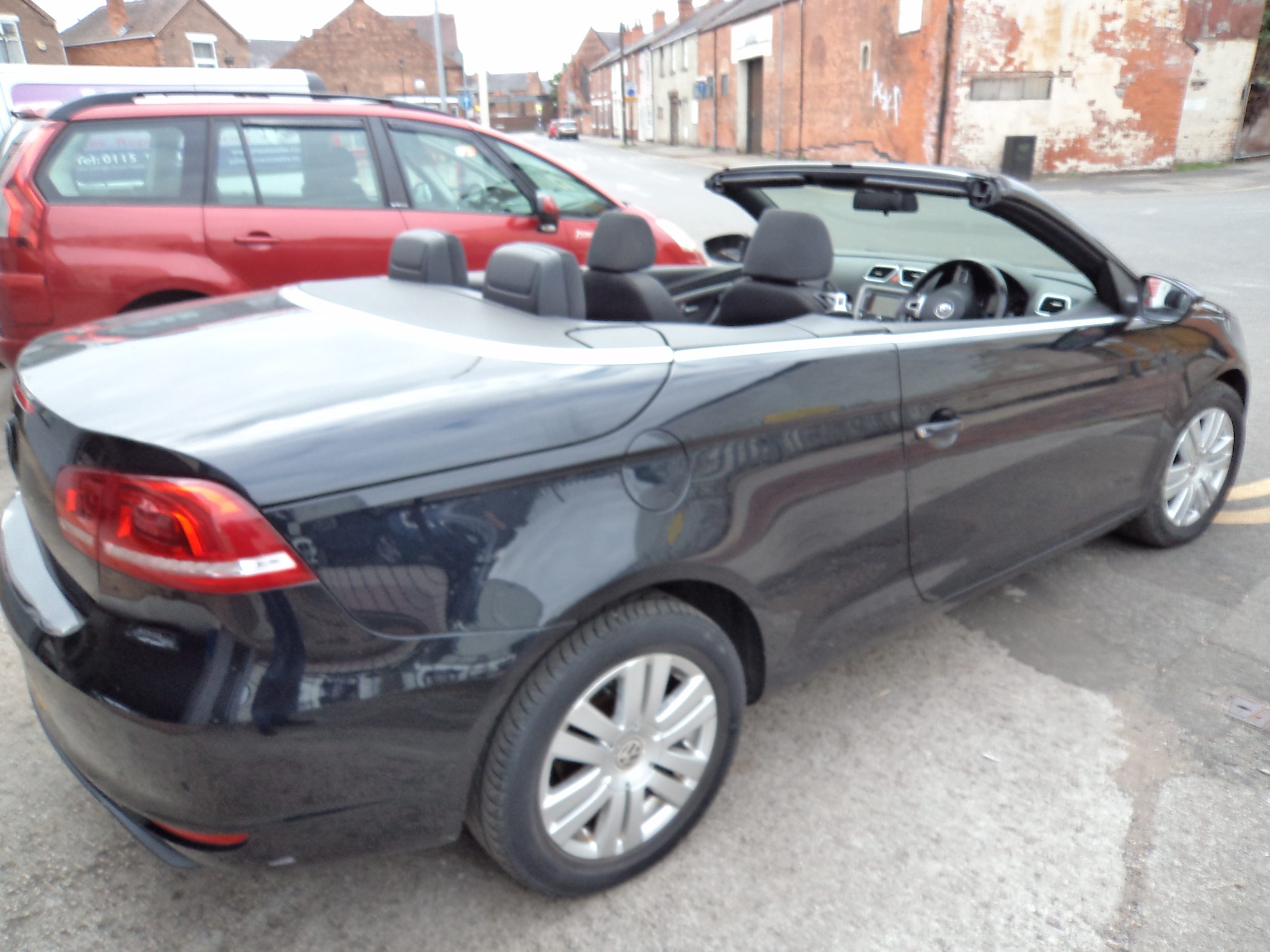 								VOLKSWAGEN EOS CONVERTIBLE 2.0 TDi full									