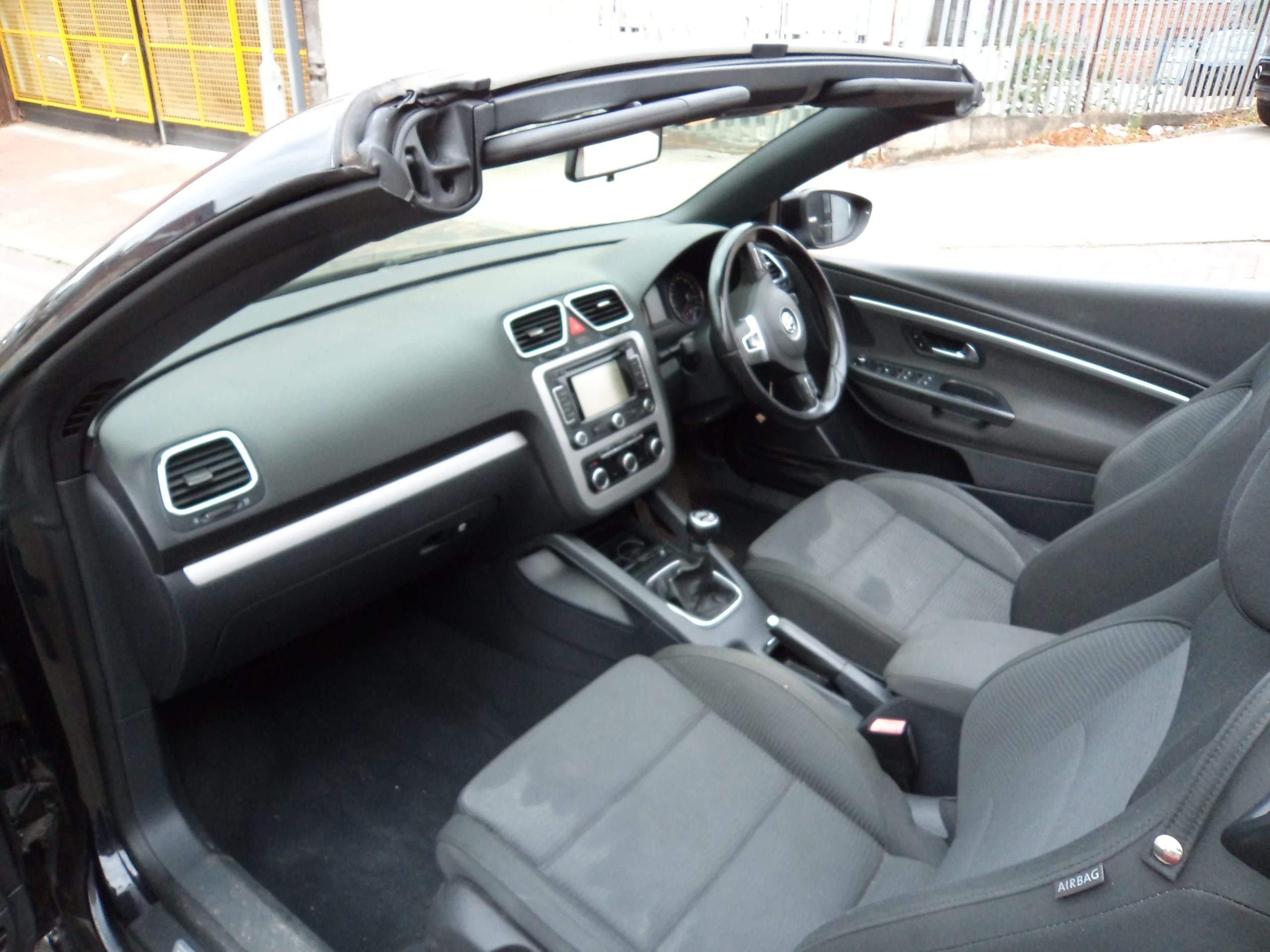 								VOLKSWAGEN EOS CONVERTIBLE 2.0 TDi full									